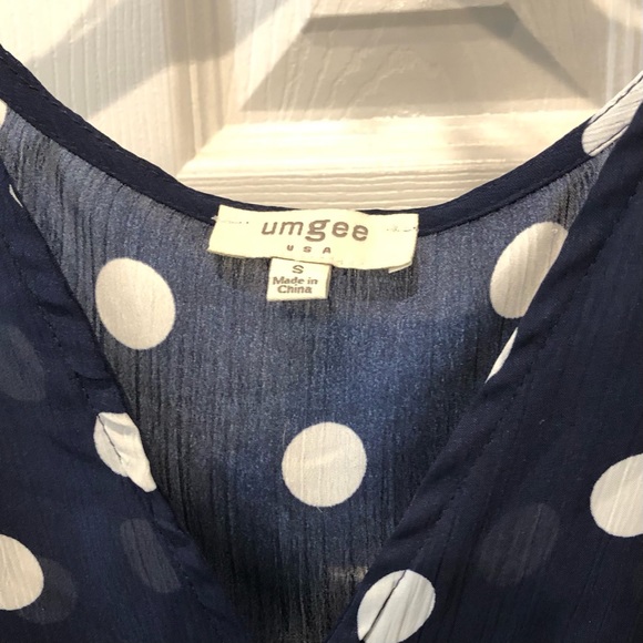 Umgee Top Size Small - Picture 2 of 6